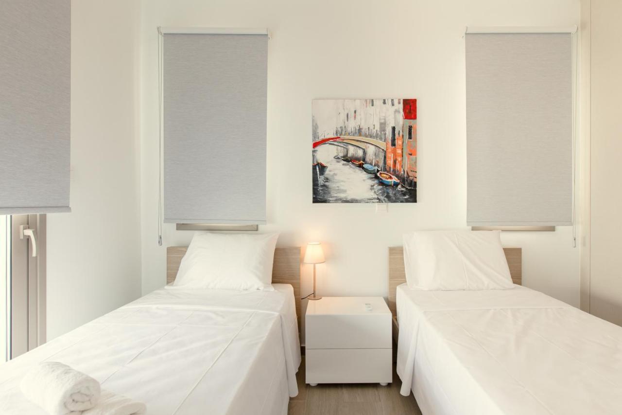 Palm Tree Villas Livadhia 外观 照片